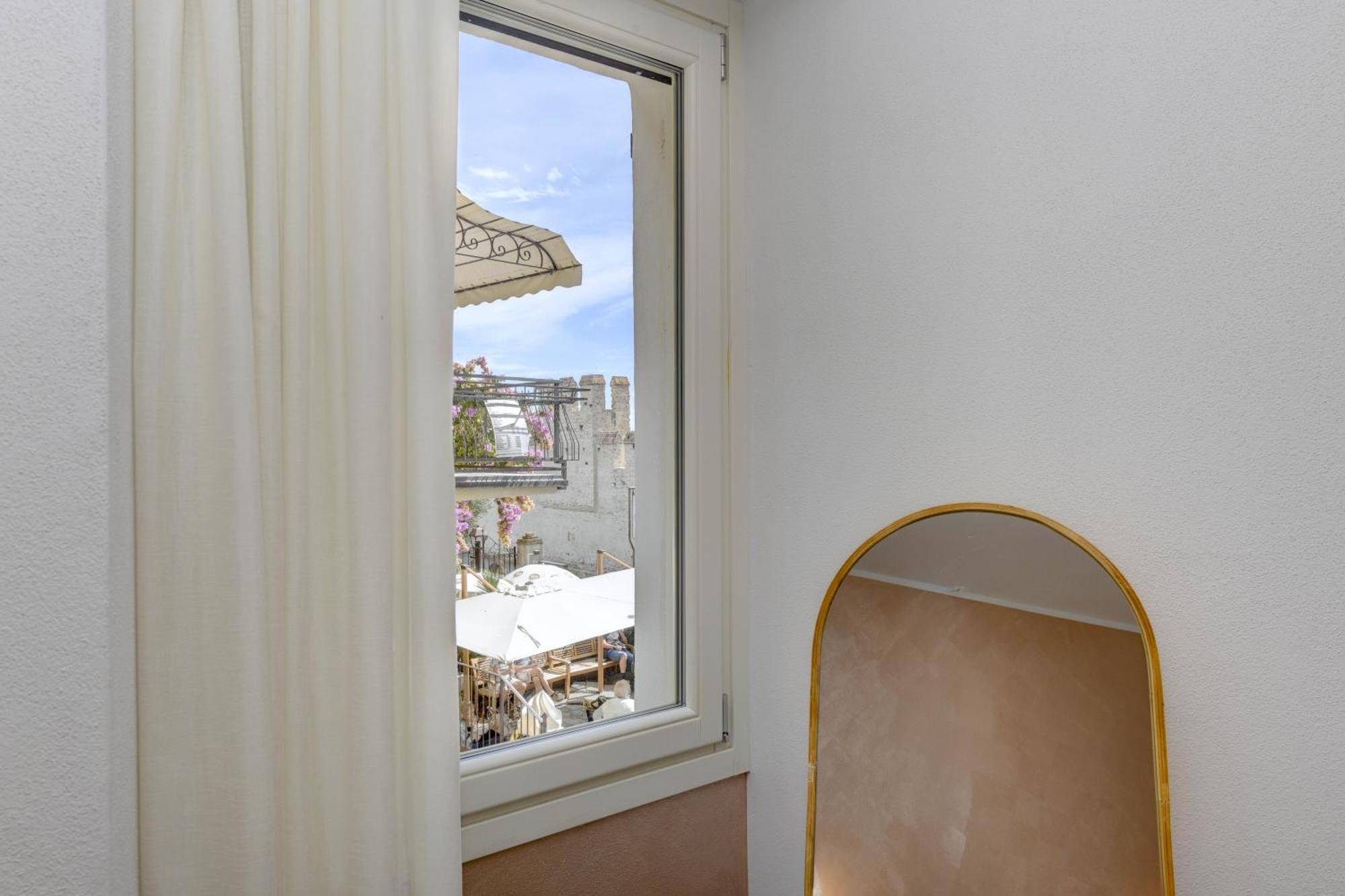Locanda Carolina Callas Sirmione Eksteriør billede